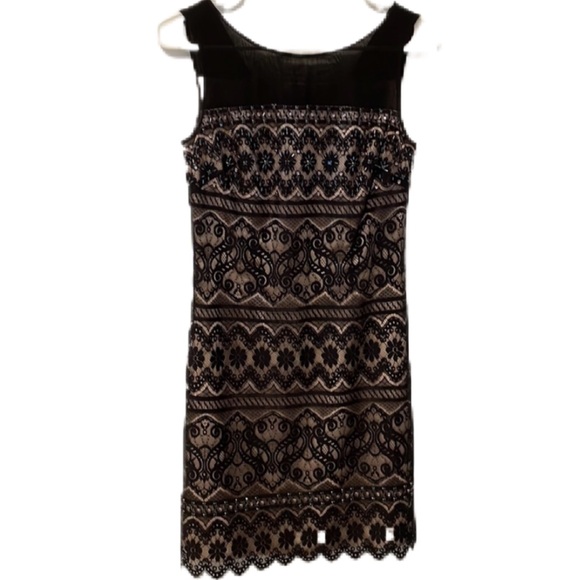 NWT Laundry by Shelli Segal Beaded Dress - Picture 2 of 6